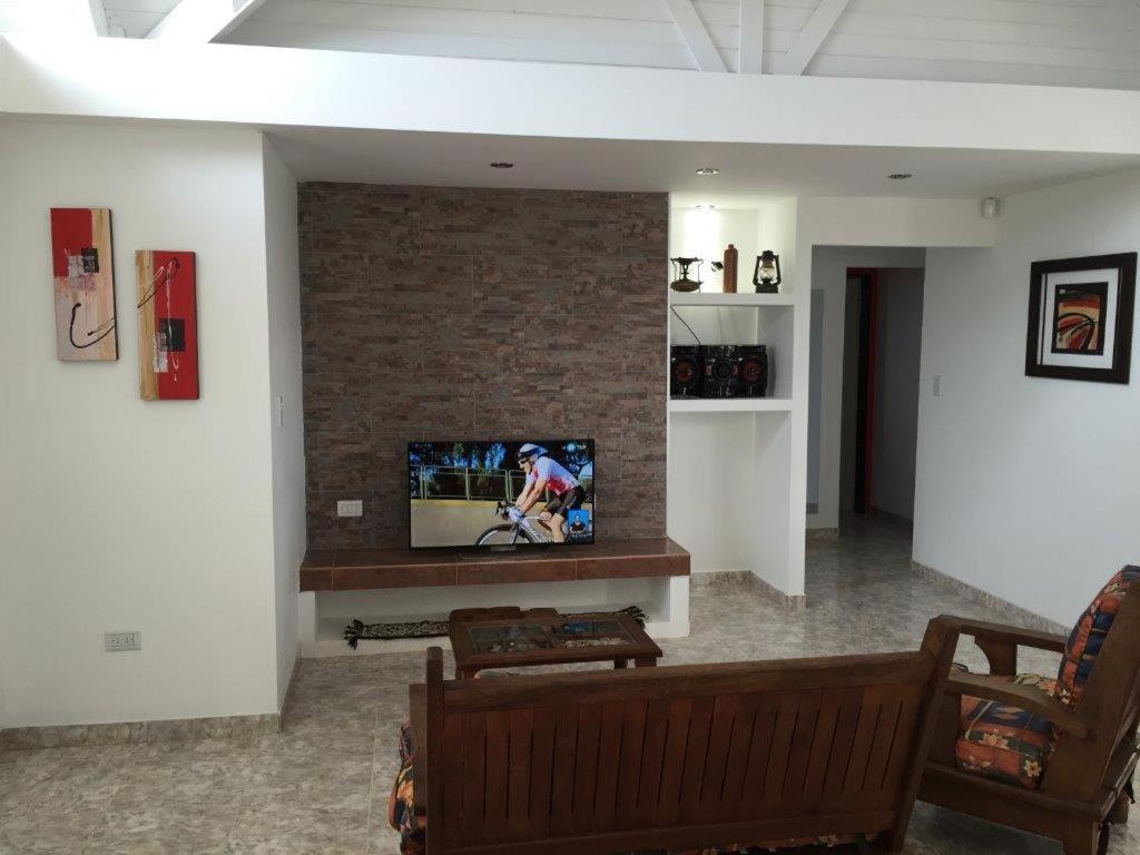 Casa Patagonica Los Frutales El Calafate Bagian luar foto